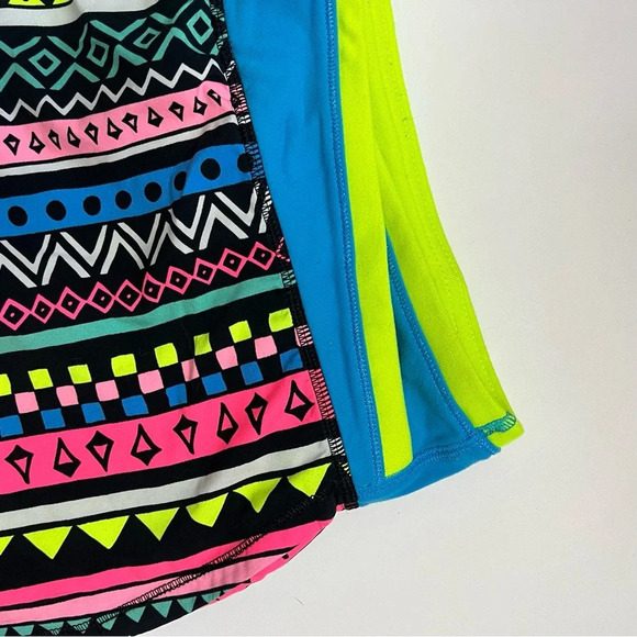 Ivivva • Blue Green Pink Keep On Track Skort - Picture 3 of 4